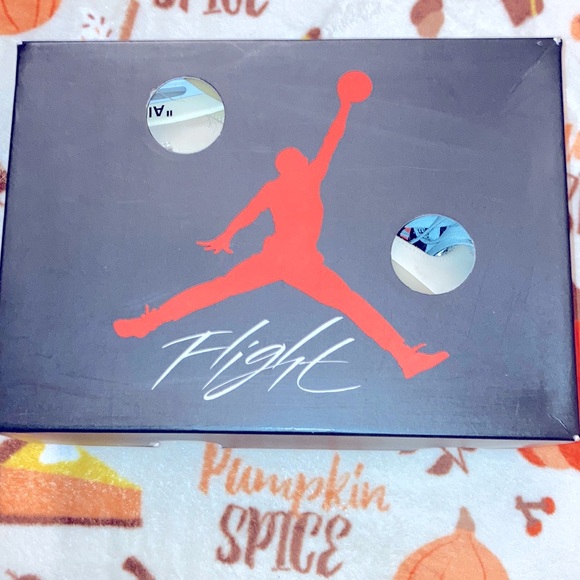 off white retro 4 bred